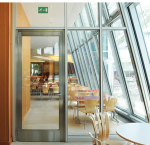 profilato per porte in acciaio inox