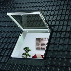 finestra da tetto in PVC 1