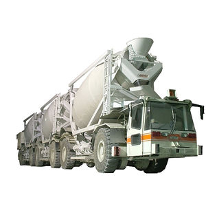 camion betoniera per cemento