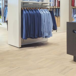 parquet multistrato / da incollare / in legno / in quercia