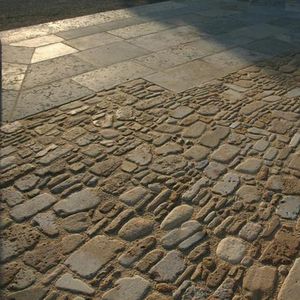 pavé in pietra / antiscivolo / per pedoni / carrabile