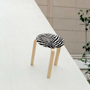 sgabello moderno
