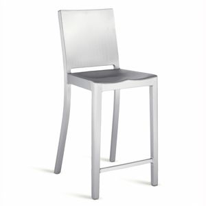 sedia alta contemporanea