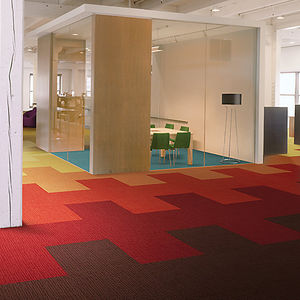 moquette a quadrotte
