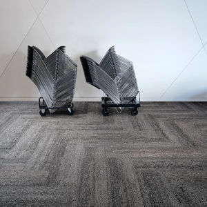 moquette a quadrotte