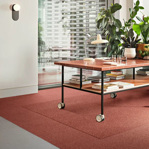 moquette a quadrotte