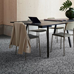 moquette a quadrotte