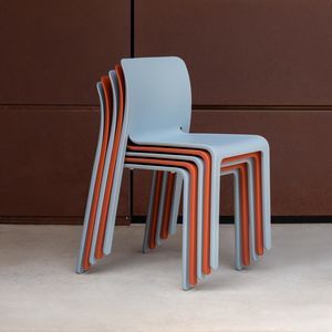 sedia da pranzo contemporanea