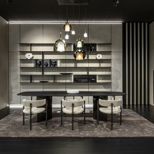 sedia contemporanea