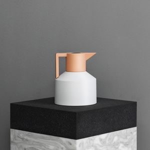 caraffa in plastica