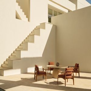 sedia contemporanea