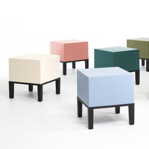 pouf moderno