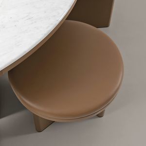 sgabello contemporaneo
