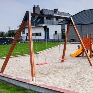 altalena in legno