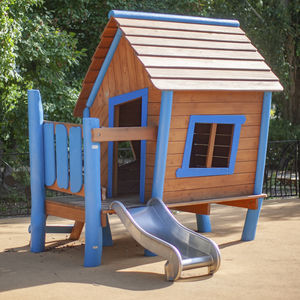 casetta da gioco per parco giochi