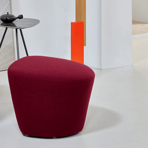 pouf moderno