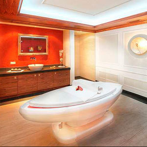 letto ad acqua da massaggio con doccia Vichy 1