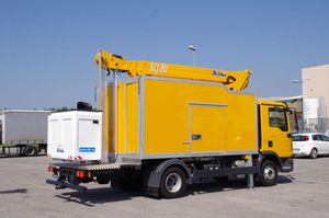 piattaforma telescopica su autotelaio