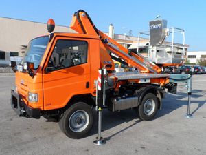 piattaforma telescopica su autotelaio