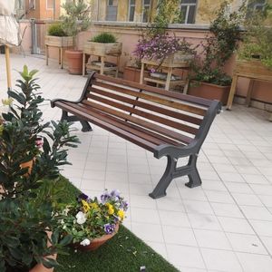 panca per spazi pubblici classica 1