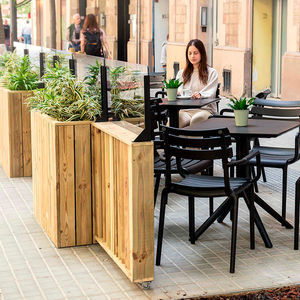 fioriera in legno