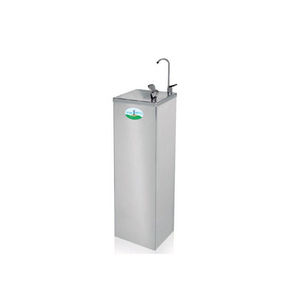 distributore d'acqua acqua gassata 1