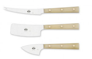coltello da formaggio con manico in PMMA