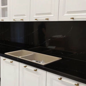 piano di lavoro in Solid Surface