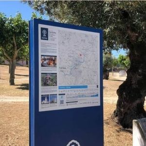 totem di segnalazione 1