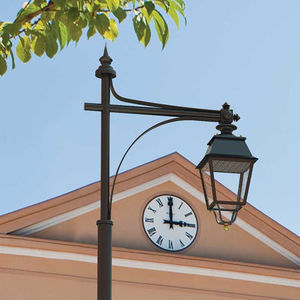 braccio per lampione stradale moderno in acciaio galvanizzato 1