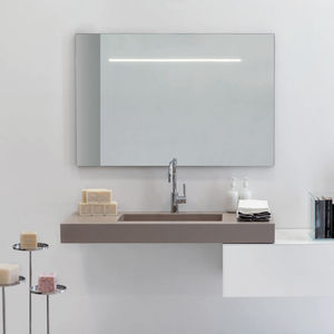 specchio da bagno a muro