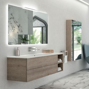 specchio da bagno a muro