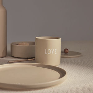 tazza in porcellana 1