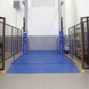 piattaforma elevatrice per automobile 1