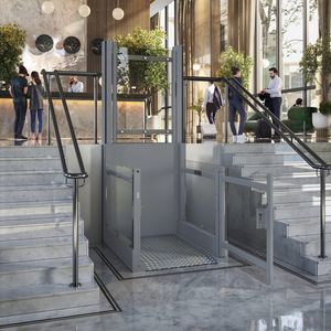piattaforma elevatrice per sedia a rotelle 1