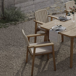 sedia contemporanea