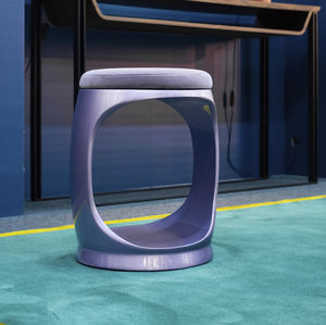 sgabello contemporaneo