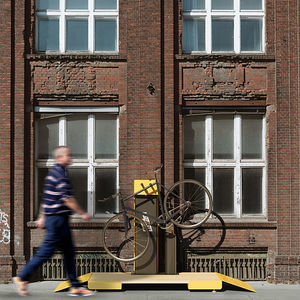 appendi bici in legno