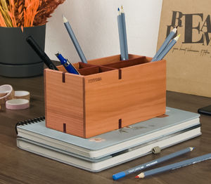 organizzatore per ufficio in legno