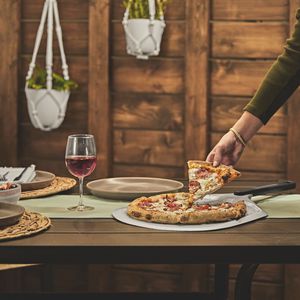 pala per pizza in metallo