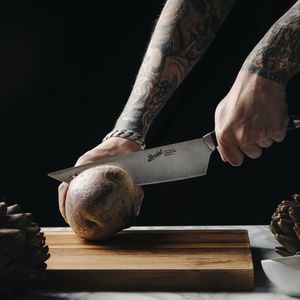 coltello da chef con manico in plastica