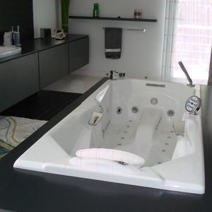 vasca da bagno ad isola