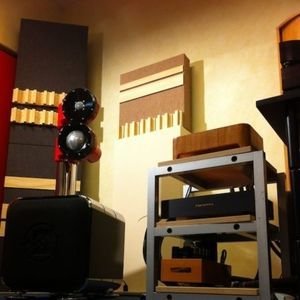 diffusore acustico in legno massiccio