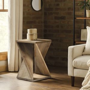 sgabello contemporaneo