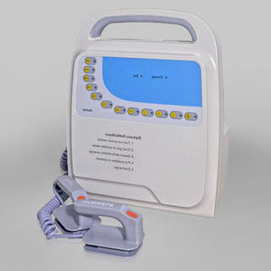 defibrillatore semiautomatico