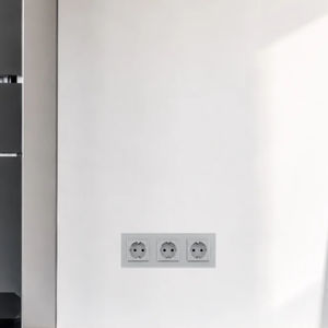 supporto per prese elettriche multimediale