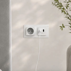 supporto per prese elettriche multimediale