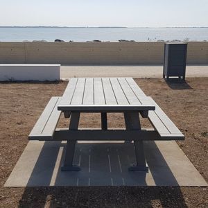tavolo da picnic contemporaneo