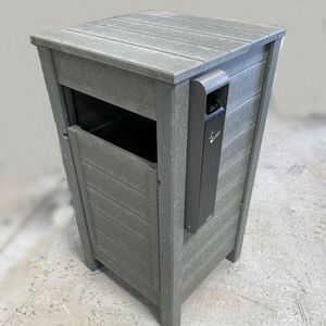portarifiuti con portacenere integrato