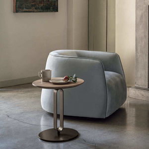 tavolino basso contemporaneo 1